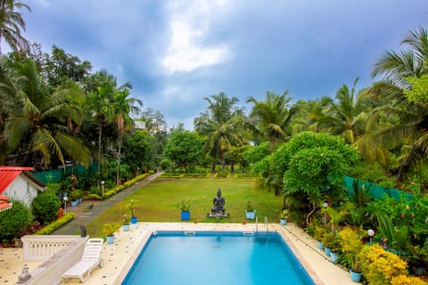Beachfront 6+1BDR Luxury Villa With Private Pool.