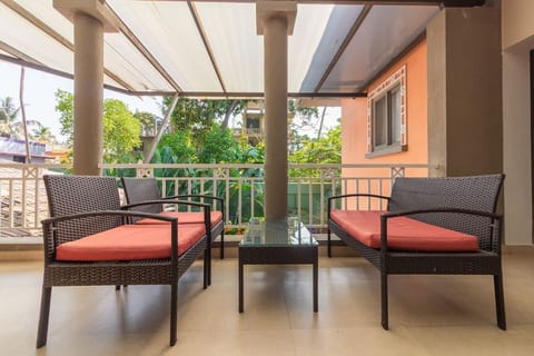 d1 Close2see+Pool+Service@Candolim