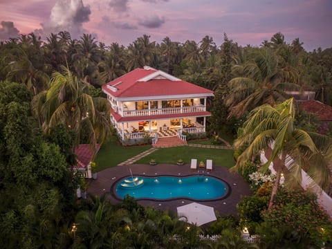 Magnificent 5 bedroom Beach serviced villa