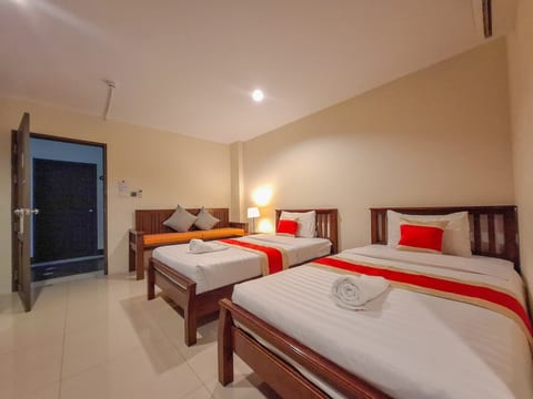 Twin Rooms with a Pool /15mins walk to View Point