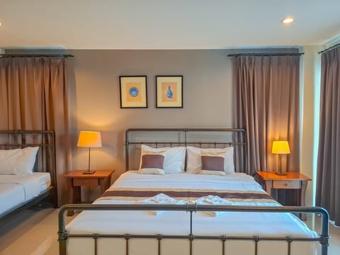 Affordable Suite. Service, Pool, close to Beach