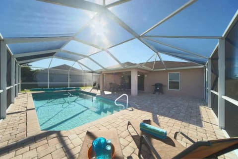 Villa M&M 3/2 | heated salt water pool