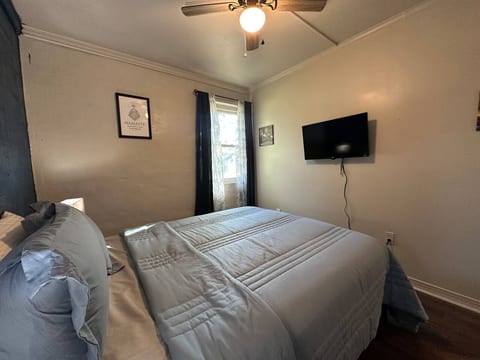 Central Apt for travelers