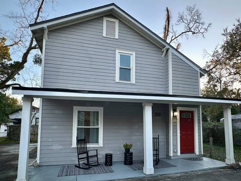 Entire Home in Jax, close to I-10