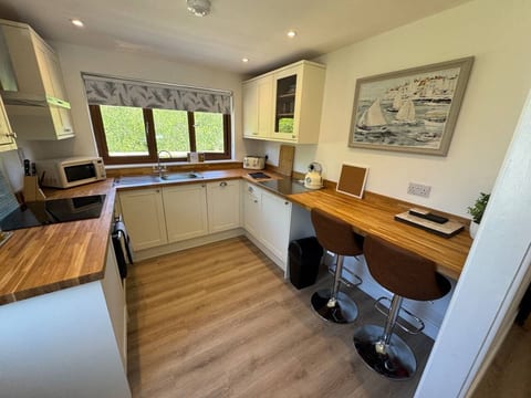 Greenking Cottage A 2 bed sleeps 4