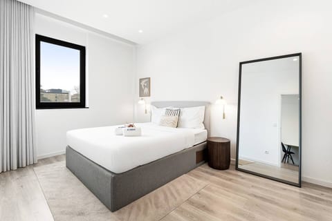 Matosinhos Beach Flat | Metro & Sea
