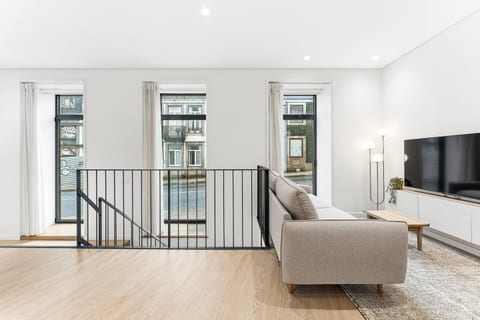 Boa Hora Luxe | Stylish Two-Bedroom Flat