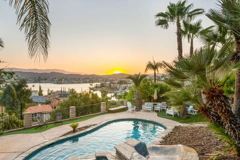 Private Lake Getaway near Southern CA wine country