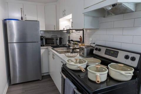 Rehoboth: Cozy 1BR | Sofa Bed | Near YUL