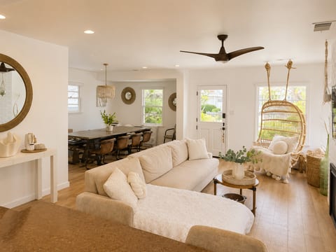 Manhattan Beach Summer House — 5 min walk to sand
