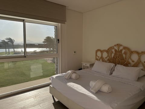 2BR Soma Bay Central Apt Seaviews Terrace Panorama image 3