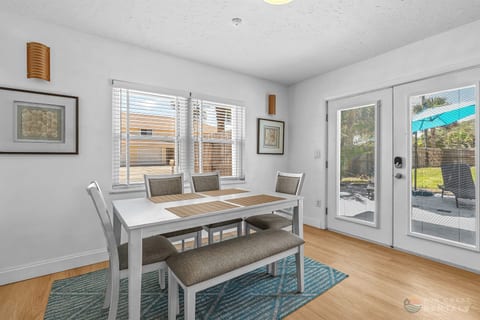 Kitchen-adjacent Dining Area!