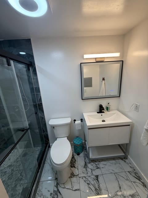 Long Beach Guesthouse