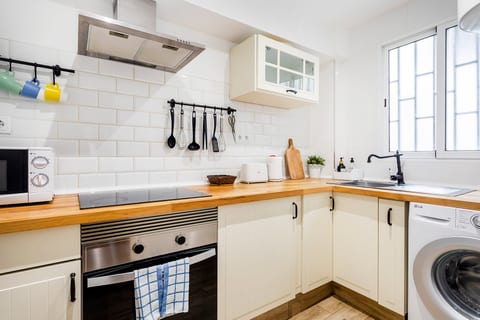 Big and authentic Flat at the Beach