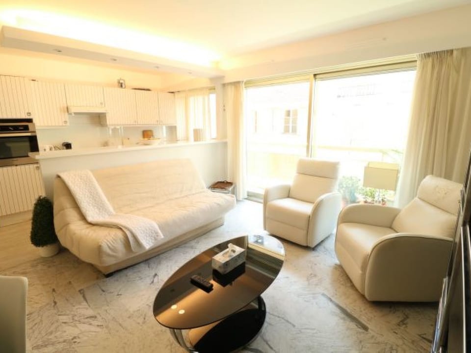 2 bedroom Croisette Monod 348 - Cannes