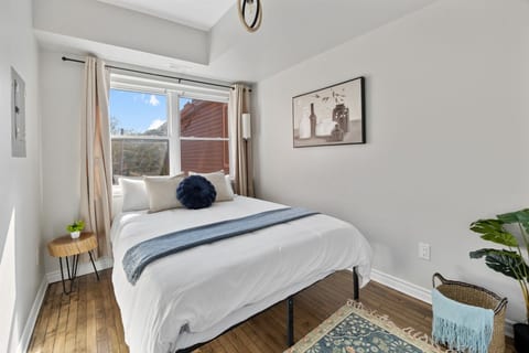 Walkerville, Windsor | 2 Private Apartments | Sleeps 4