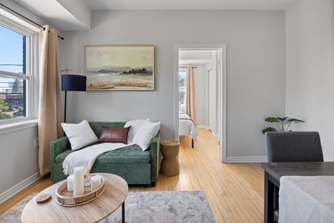Walkerville | 3BR | 2 Private Apartments