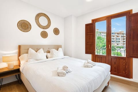 Sea View Apartment with Terrace - Sunrise
