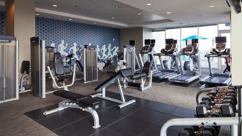 Luxury ALT Skyline 1BR Retreat image 3
