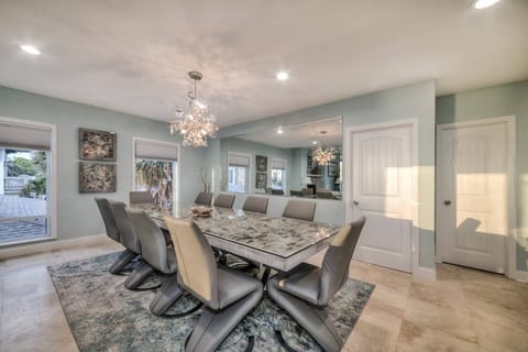 Dinning Room 