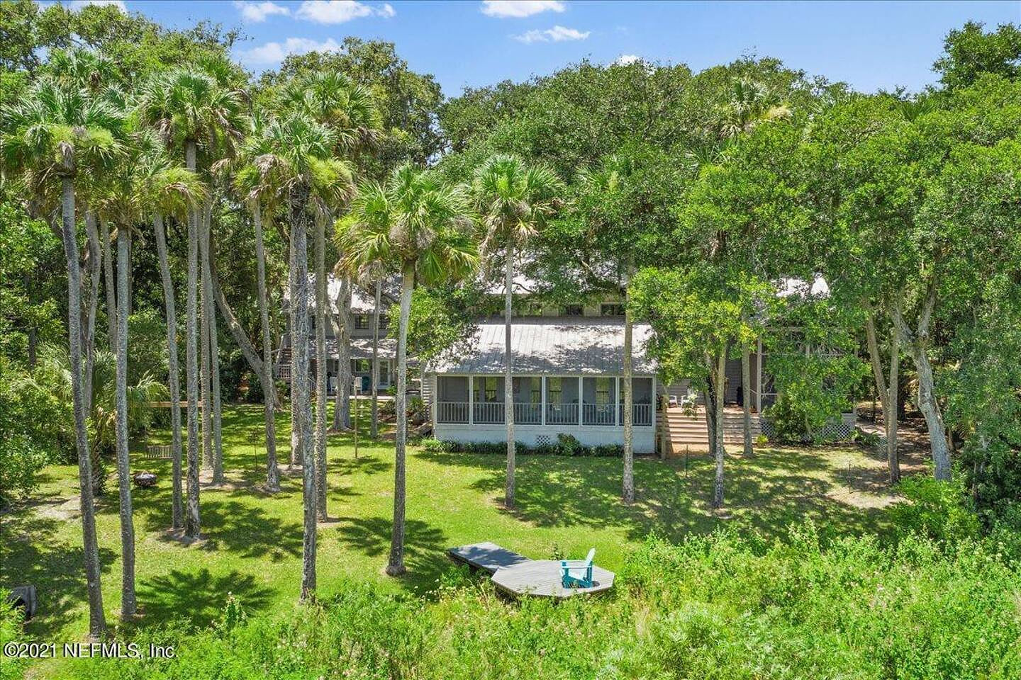 The beautiful Guana preserve! You can hear the ocean in the backdrop!