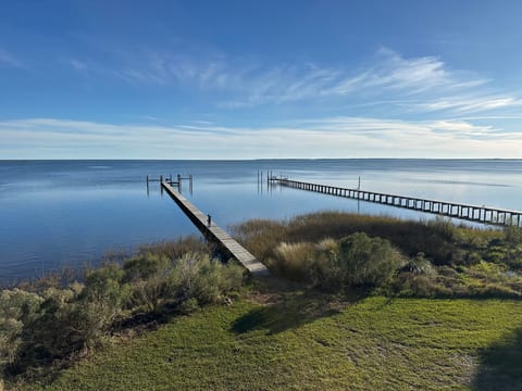 Location X: Private Gulf-Front Retreat & Dock