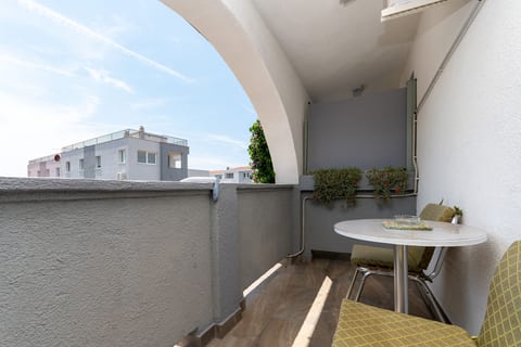 Apartments Slavica near beach - Unit 378819-13