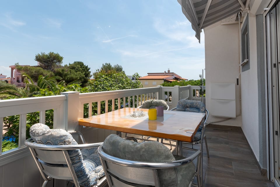 Apartments Slavica near beach - Unit 378820-13