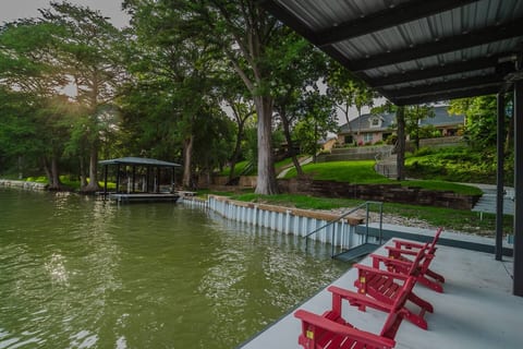 Red Barn Lake House