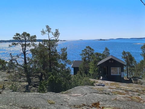 Farleden Seaside getaway in archipelago image 5