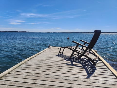 There are stunning views from the dock to look at the sailboats passing by and soak up the sun.