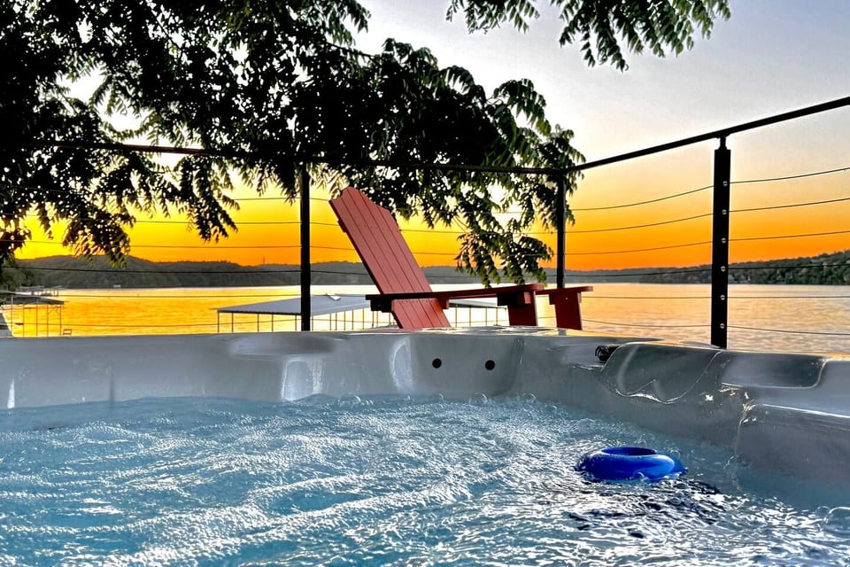 5BR Seehaus | Whirlpool + Dock + Epische Ausblicke - Sunrise Beach