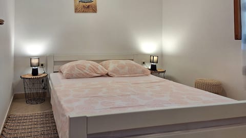 Apartments Laura and Romano with pool - Unit 378619-13