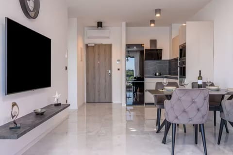 Apartments Penthouse Lux - Unit 378825-13