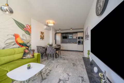 Apartments Penthouse Lux - Unit 378826-13