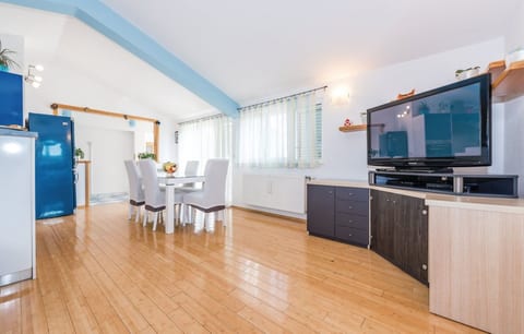 House Veronika - Unit 378829-13
