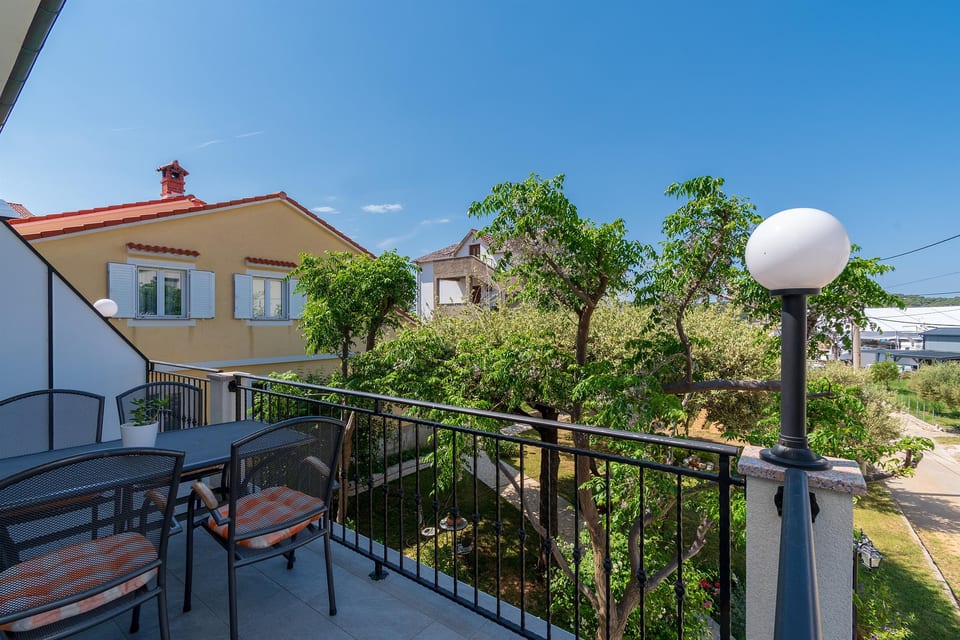 Apartments Mladenka 2 - Unit 378832-13