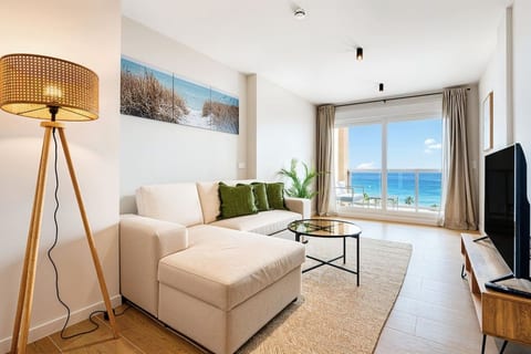 Sea View Apartment with Terrace - Sunset