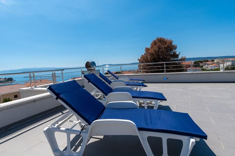 Apartment Rooftop Valerija - Unit 378834-13