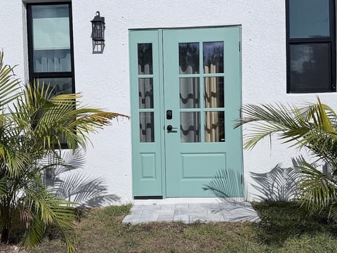 Guest unit entrance from right side