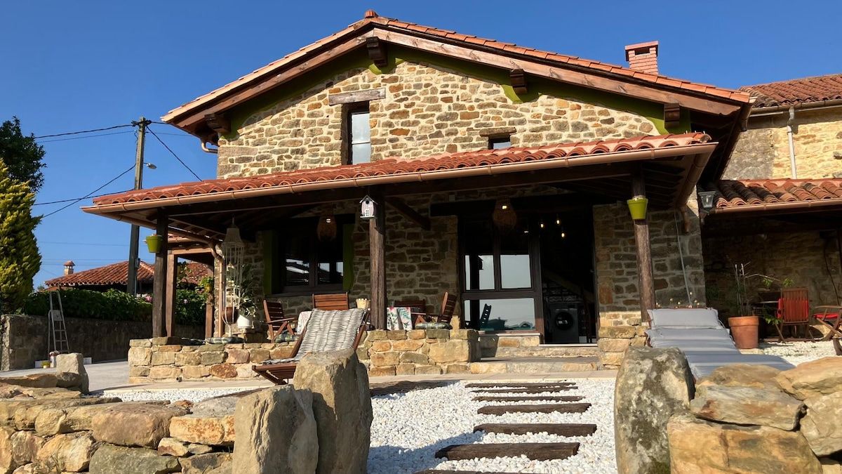 La Biescona · You come for 2 days… and you don't leave (Lastres) image 1