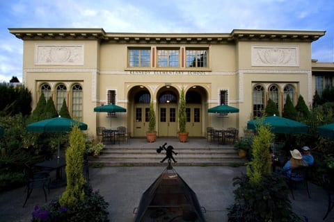 McMenamins Kennedy School - Enjoy a one-of-a-kind historic school