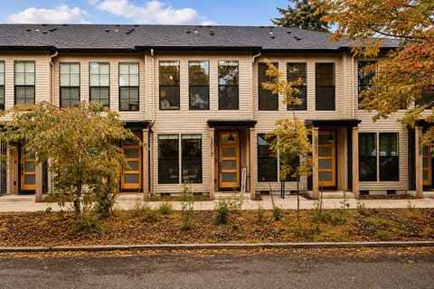 No Surprises, Just Beautiful Space - 2 Ensuites