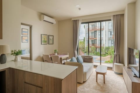 2BR Canvas | новые апартаменты с видом на бассейн