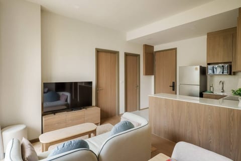 2BR Canvas | новые апартаменты с видом на бассейн
