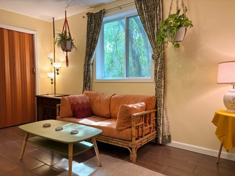 That 70s Bungalow - Pet Friendly!