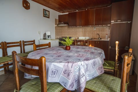 Apartments Ivan - Unit 54688-61