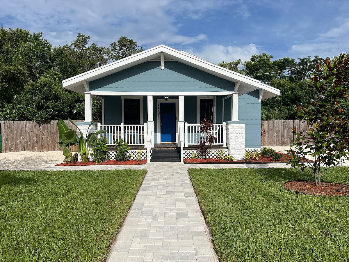 Tampa Heights Prohibition Era Bungalow image 1