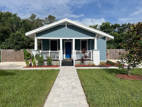 Tampa Heights Prohibition Era Bungalow image 1