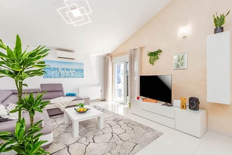 Apartment Kovačić - Unit 378756-13